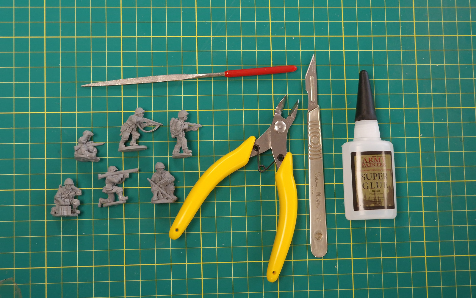 Super Clean - Stripping Paint Off of Miniatures Tutorial